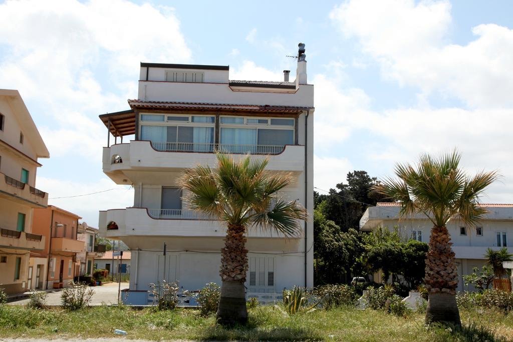 Vacanze Al Mare Patrizia'S Sweet Home 特米维里托 客房 照片