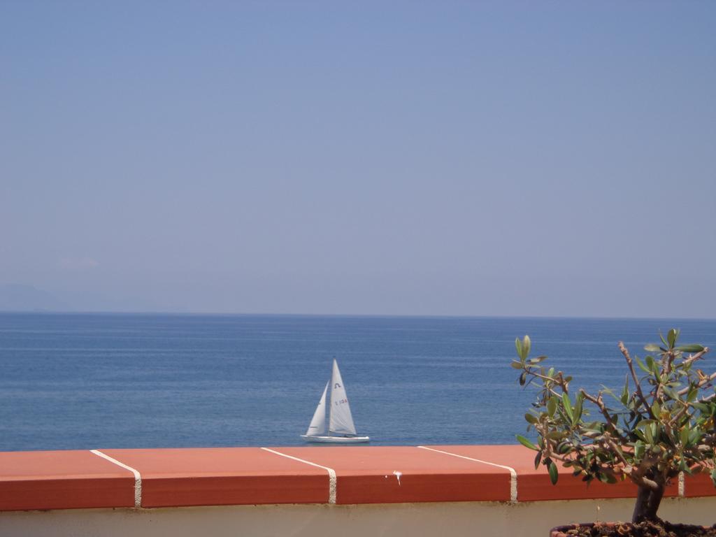 Vacanze Al Mare Patrizia'S Sweet Home 特米维里托 外观 照片